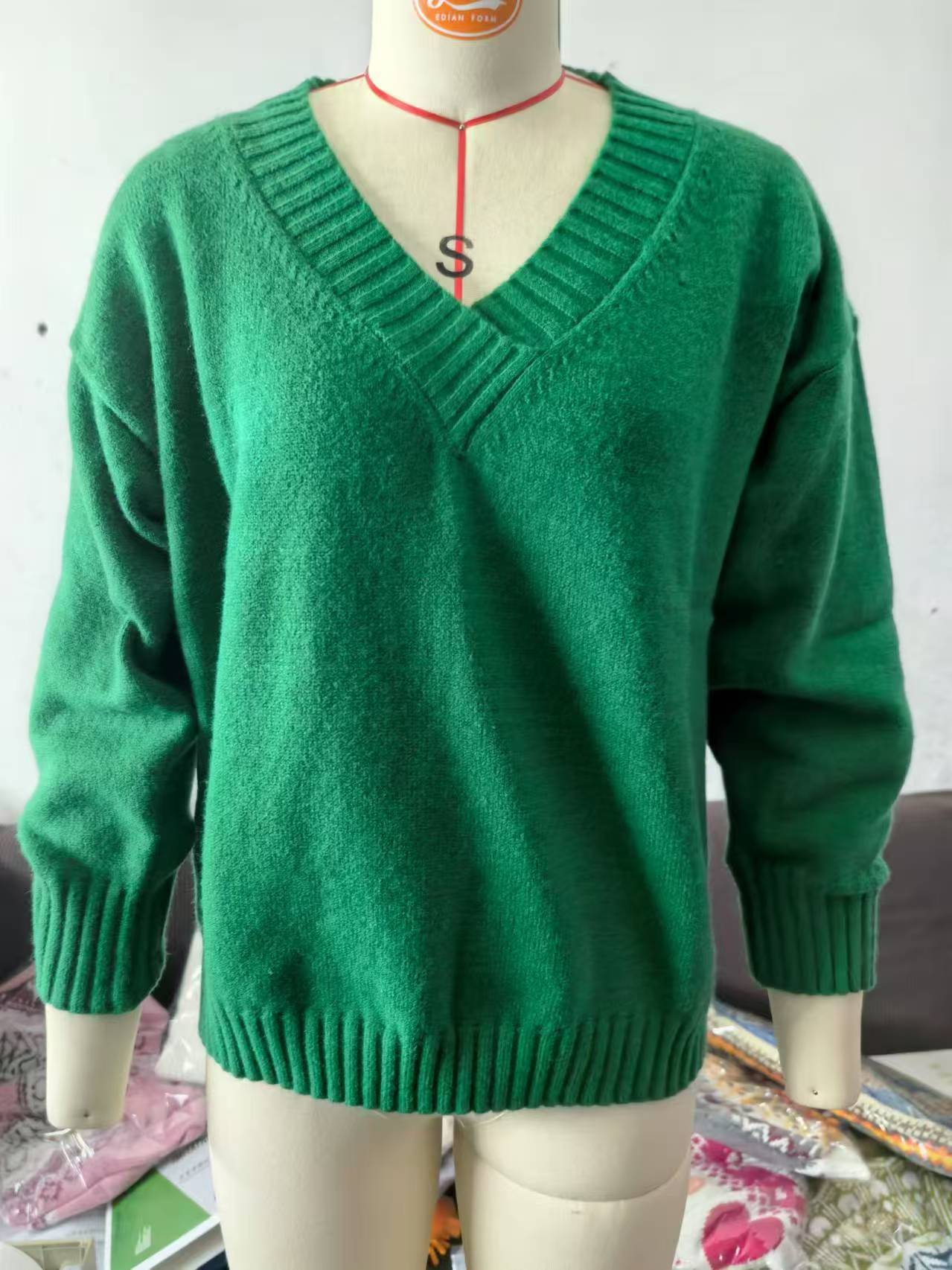 Solid V-neck Loose Knit Sweater – Fashionable Long Sleeve Autumn & Winter Top