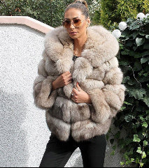 Women’s Minimalist Hooded Patchwork Fur Grass Jacket